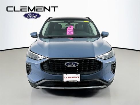 New 2025 Ford Escape SE FWD image 2