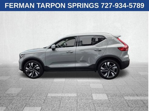 Certified 2024 Volvo XC40 B5 Plus w/ Protection Package Premier AWD/4WD image 5