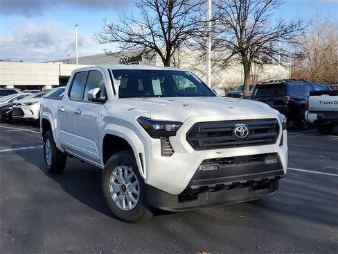 New 2026 Toyota Tacoma SR5 image 32