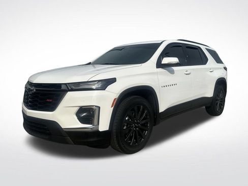 Used 2022 Chevrolet Traverse RS FWD image 3