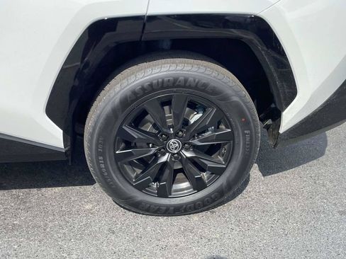 Used 2026 Toyota RAV4 AWD Plug-in Hybrid image 13