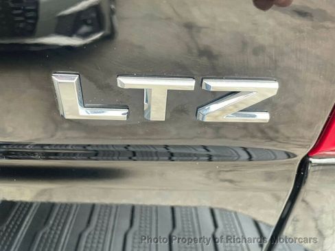 Used 2024 Chevrolet Silverado 1500 LTZ w/ Technology Package image 8