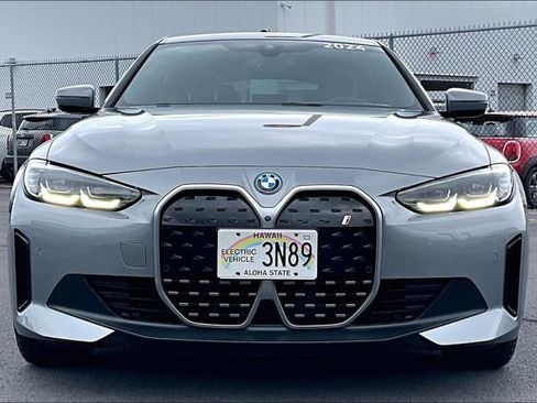 Used 2024 BMW i4 eDrive35 w/ Premium Package RWD image 3