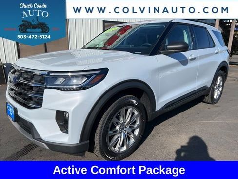 New 2026 Ford Explorer Active w/ Active Comfort Package image 2
