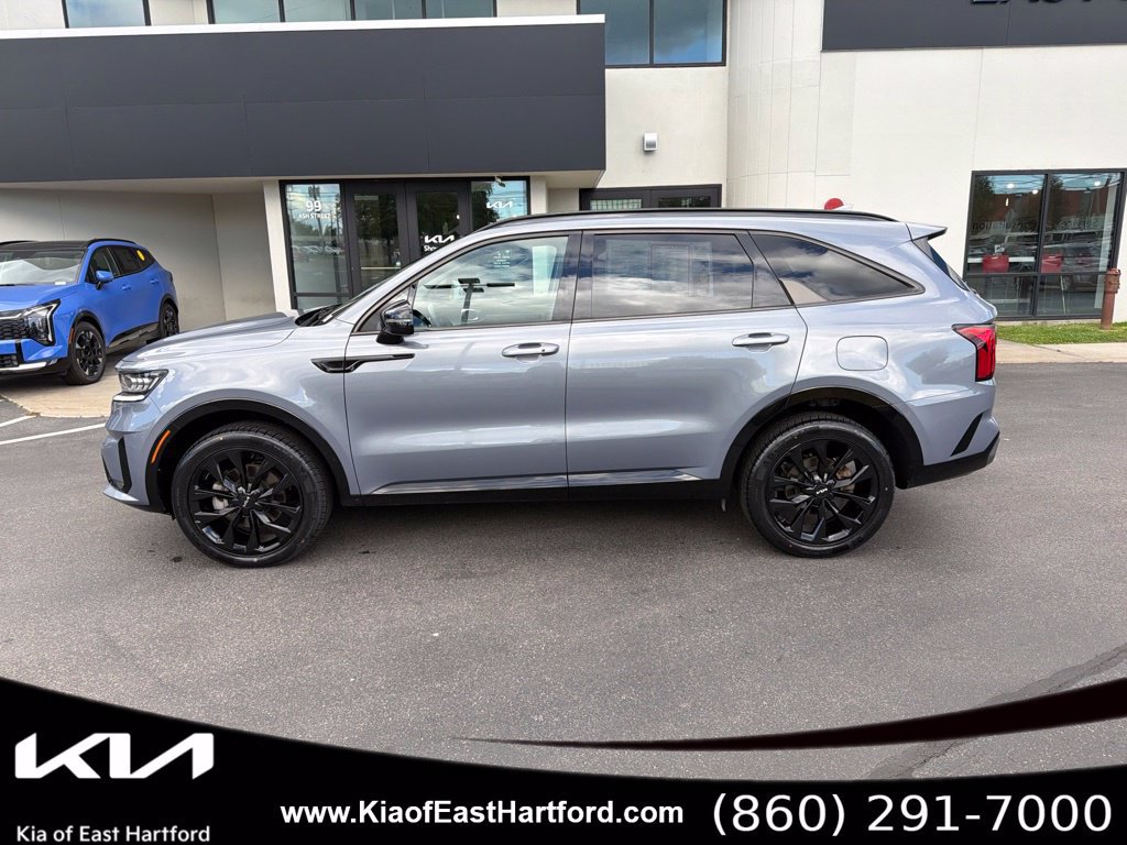 Used 2023 Kia Sorento SX AWD/4WD image 2