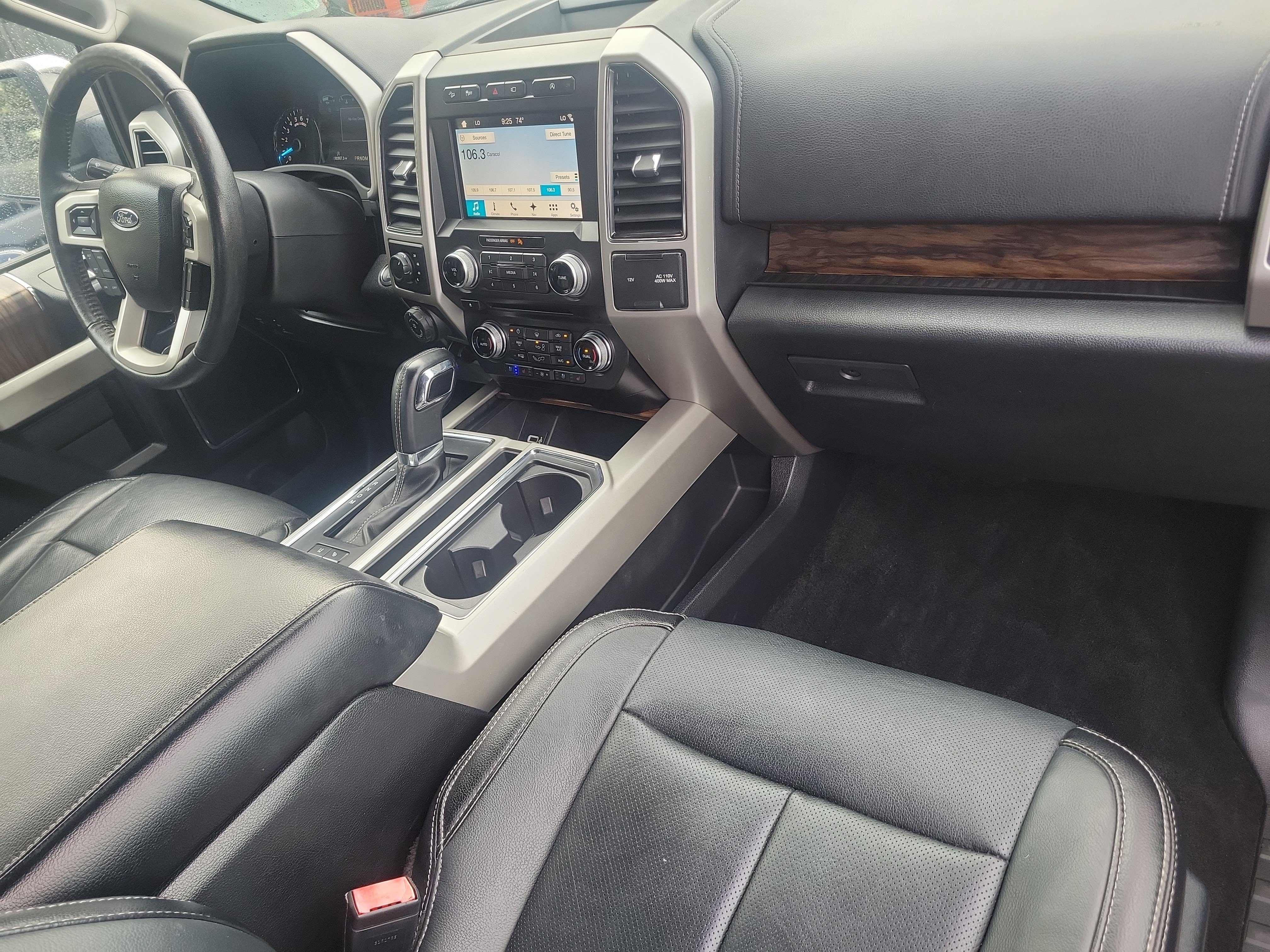 Used 2018 Ford F150 Lariat w/ Equipment Group 502A Luxury AWD/4WD image 16