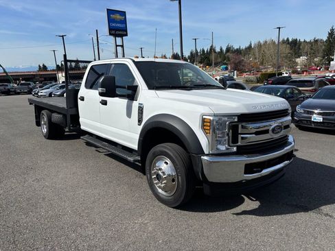 Used 2018 Ford F550 4x4 Crew Cab Super Duty image 3