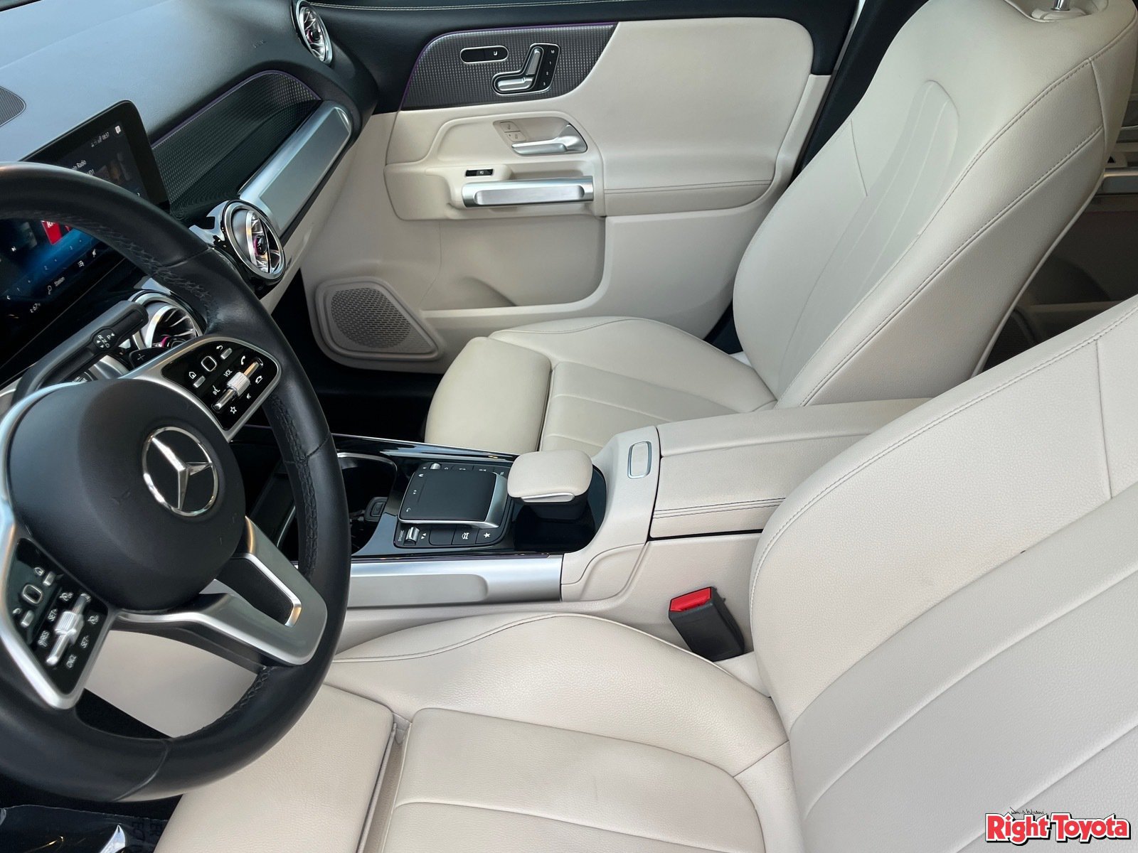 Used 2022 Mercedes-Benz GLB 250 image 20
