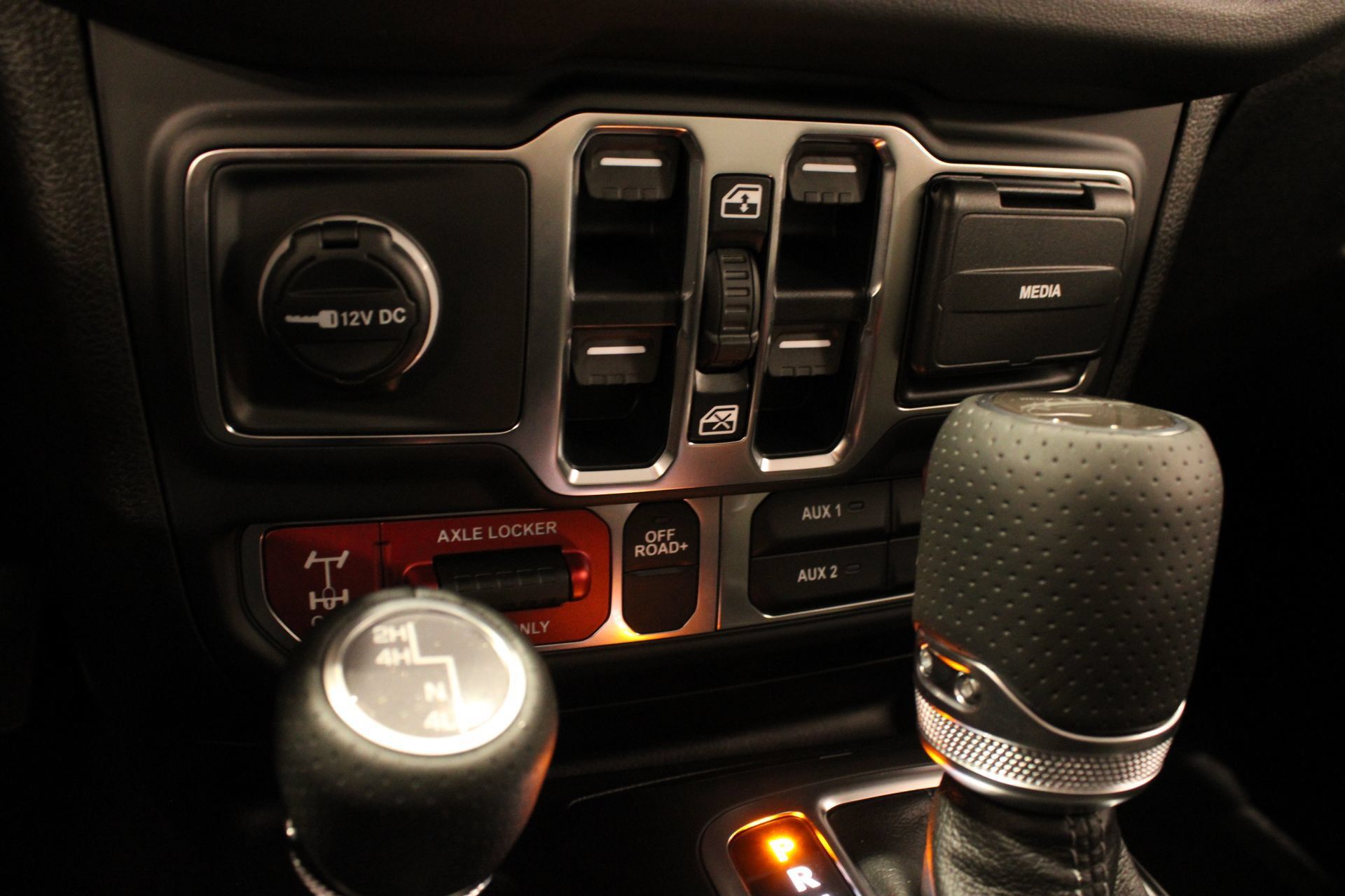 New 2026 Jeep Gladiator Mojave AWD/4WD image 39