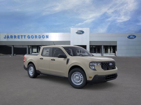 New 2025 Ford Maverick XL w/ Equipment Group 102A image 7