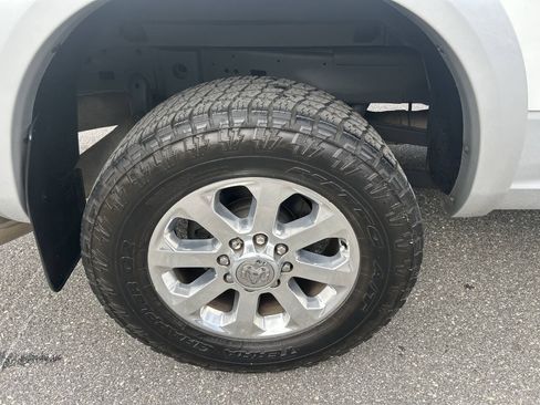 Used 2015 RAM 2500 Laramie w/ Convenience Group AWD/4WD image 11