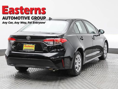 Used 2023 Toyota Corolla LE image 5