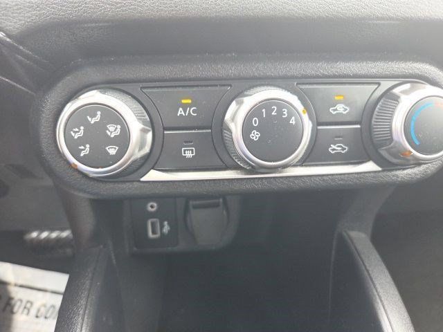 Used 2024 Nissan Versa S w/ Trunk Package FWD image 24