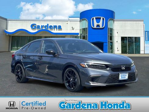 Used 2024 Honda Civic Sport image 1