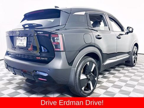 Used 2025 Nissan Kicks SR AWD/4WD image 22