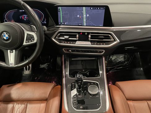 Used 2022 BMW X5 M50i w/ Premium Package image 18