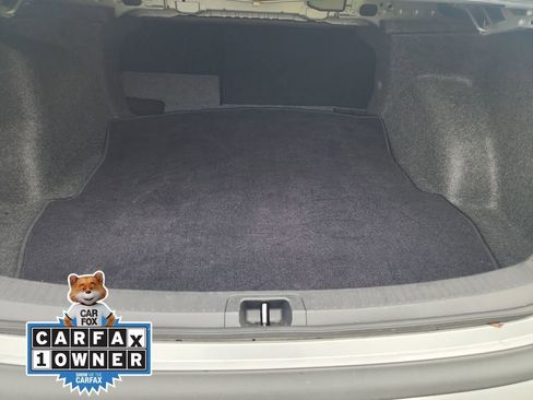 Used 2025 Toyota Corolla SE image 30