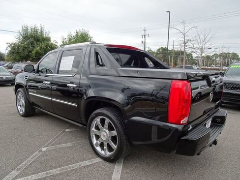 Used 2013 Cadillac Escalade EXT Premium image 6