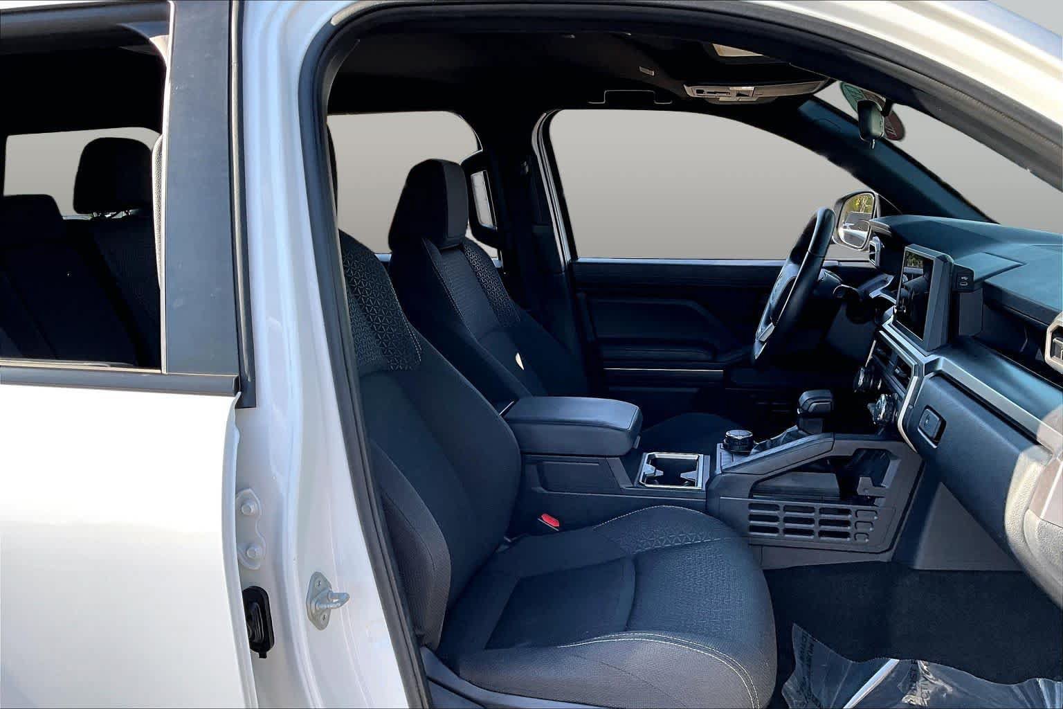 Certified 2025 Toyota 4Runner SR5 AWD/4WD image 8