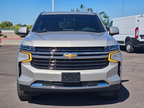Used 2024 Chevrolet Tahoe LT w/ Luxury Package image 2