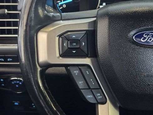 Used 2018 Ford F150 Platinum w/ Equipment Group 701A Luxury AWD/4WD image 33