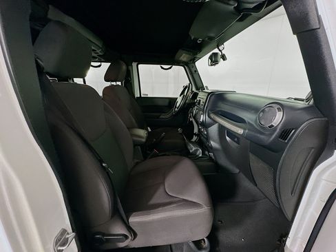 Used 2013 Jeep Wrangler Unlimited Sport AWD/4WD image 26