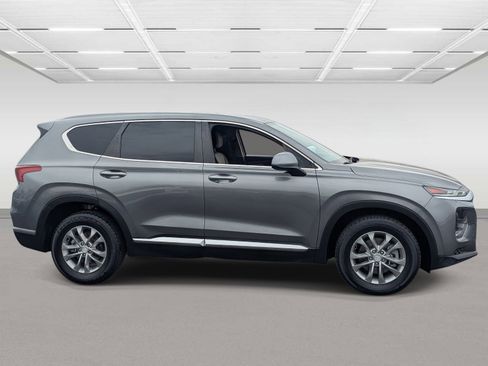 Used 2020 Hyundai Santa Fe SE FWD image 6