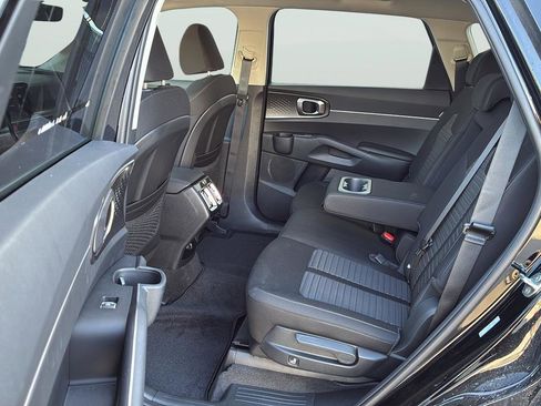 New 2026 Kia Sorento LX FWD image 13