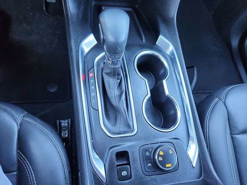 Certified 2023 Chevrolet Traverse LT image 15