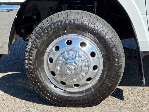 Used 2022 RAM 3500 Laramie image 12