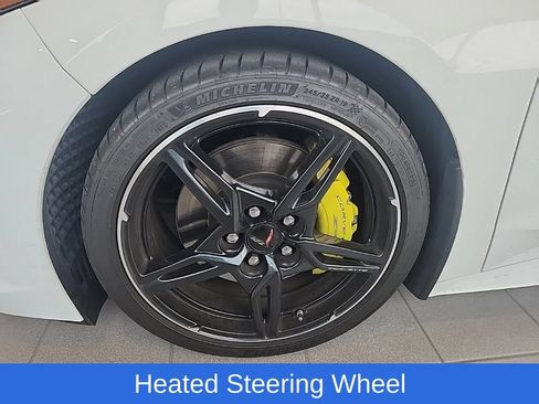 Used 2021 Chevrolet Corvette Stingray Premium Conv w/ Z51 Performance Package RWD image 9