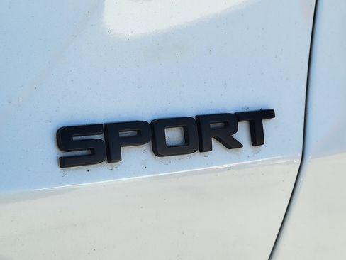 Used 2023 Honda HR-V Sport image 8