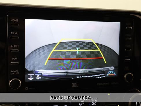 Used 2020 Toyota Highlander Limited image 6