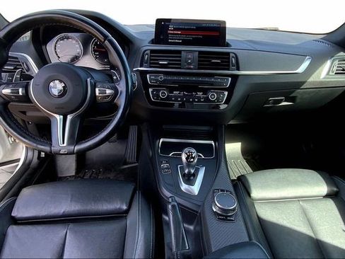 Used 2018 BMW M2 RWD image 15