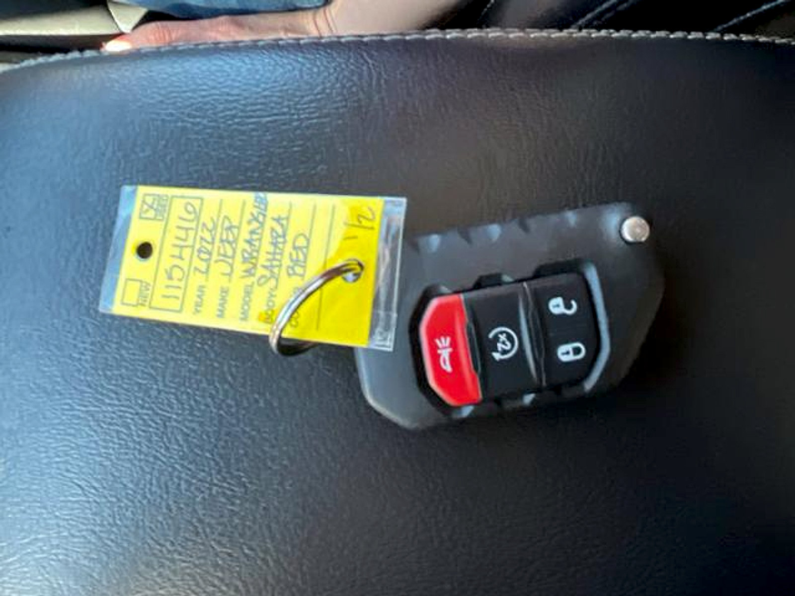 Used 2022 Jeep Wrangler Unlimited Sahara w/ Safety Group AWD/4WD image 31