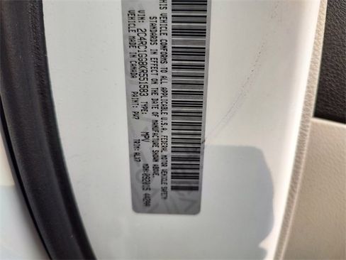 Certified 2019 Chrysler Pacifica Limited image 38