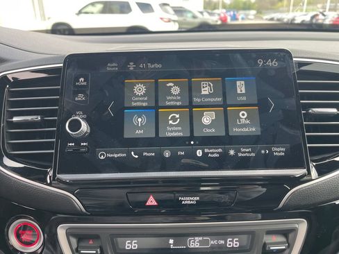 New 2026 Honda Ridgeline Black Edition image 11