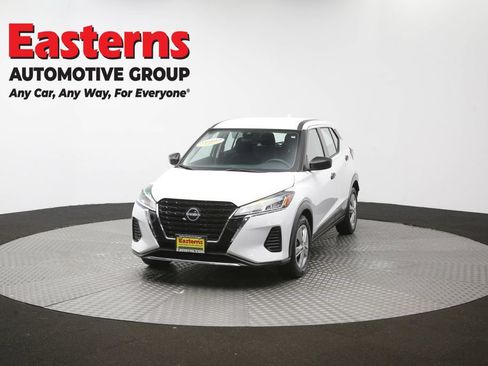 Used 2024 Nissan Kicks S FWD image 53