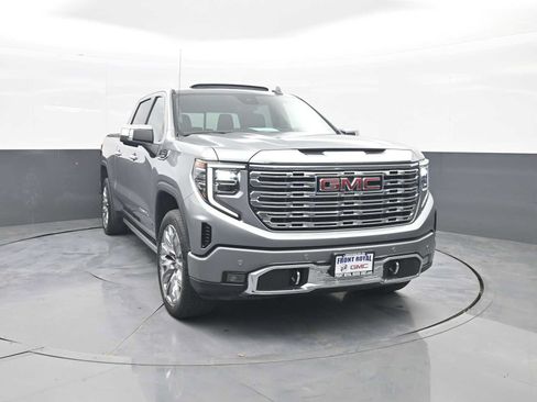 Used 2024 GMC Sierra 1500 Denali w/ Denali Reserve Package AWD/4WD image 2