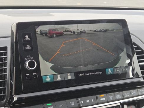 New 2026 Honda Odyssey Touring image 10