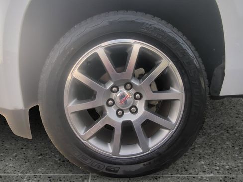 Used 2017 GMC Yukon Denali w/ Open Road Package image 14