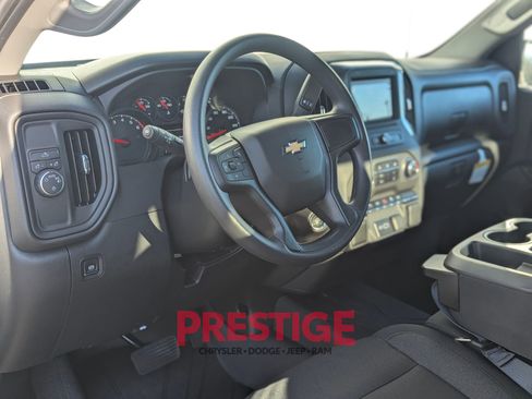 Used 2025 Chevrolet Silverado 1500 Custom w/ Turbomax Blackout Package image 17