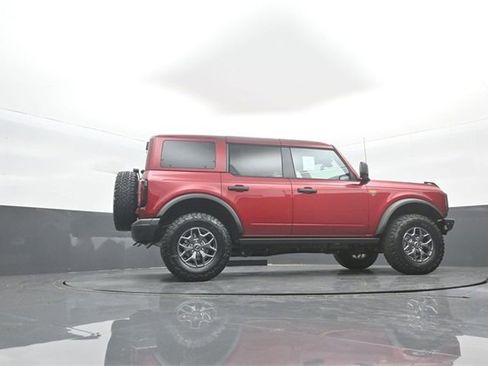 New 2025 Ford Bronco Badlands image 30