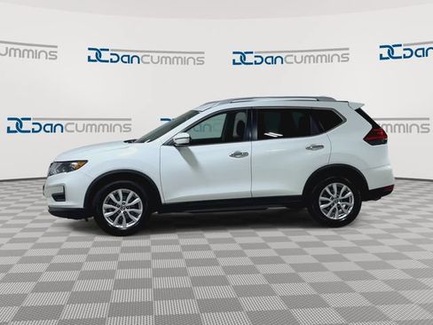 Used 2017 Nissan Rogue SV FWD image 6