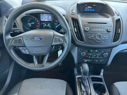 Used 2018 Ford Escape SE w/ Ford Safe & Smart Package image 17