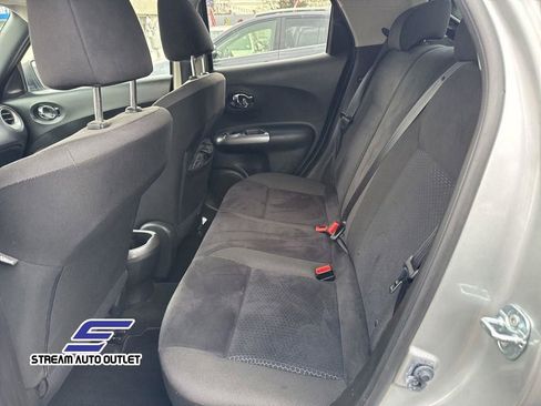 Used 2017 Nissan Juke SV image 22