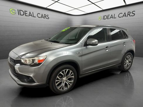 Used 2016 Mitsubishi Outlander Sport ES FWD image 1