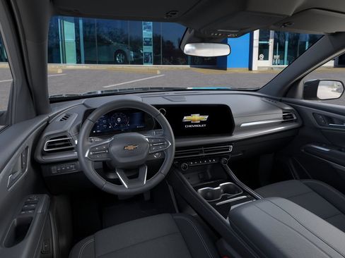 New 2026 Chevrolet Traverse LT w/ LPO, Floor Liner Package AWD/4WD image 15