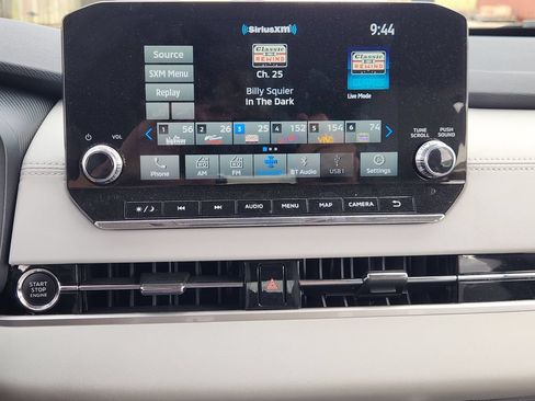 Used 2024 Mitsubishi Outlander SEL FWD image 13