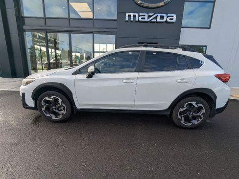 Used 2022 Subaru Crosstrek 2.5i Limited w/ Moonroof Package 2 image 3